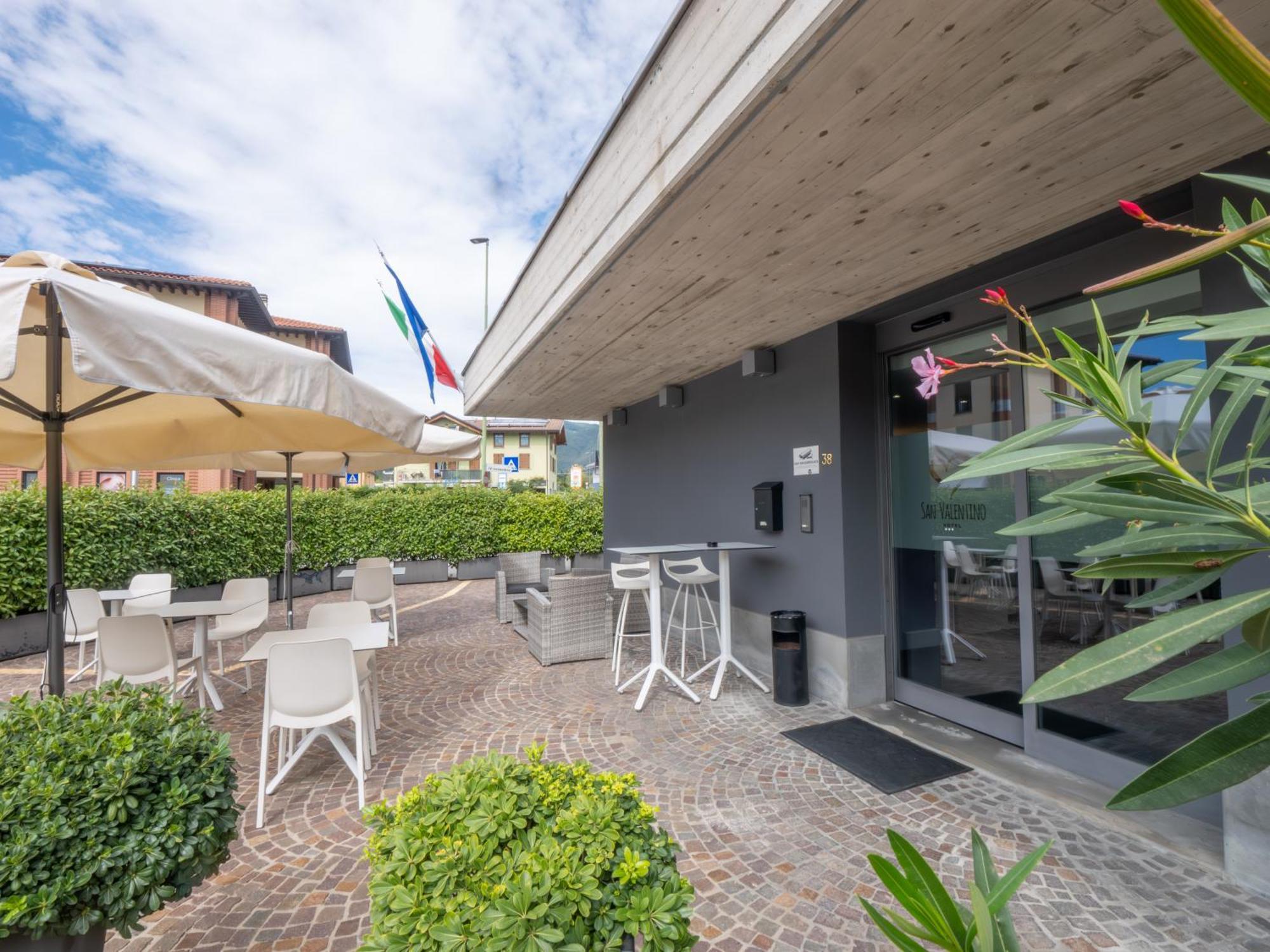 San Valentino Hotel Villa di Serio Bagian luar foto